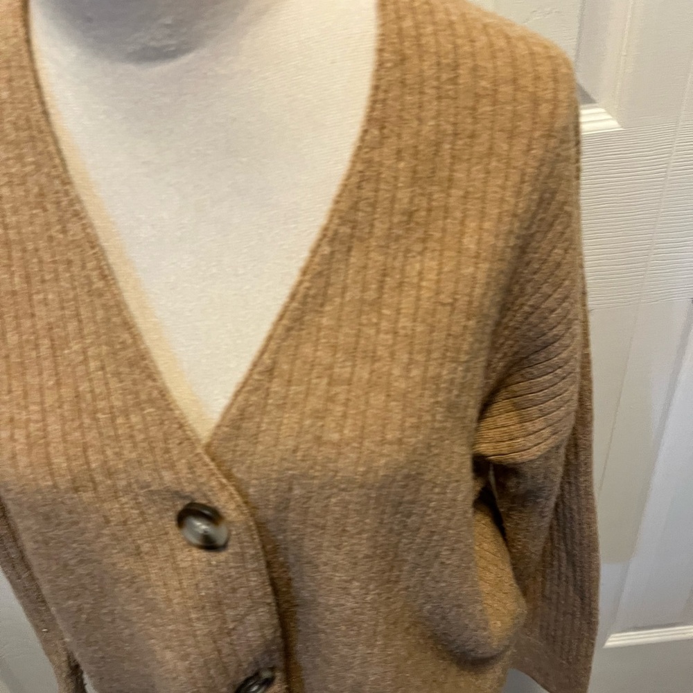 Madewell size S Oversized Women's Tan Button-Up Sweater - Picture 6 of 16